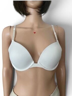 Inspiration Smooth Plunge T-Shirt Bra in White 36B